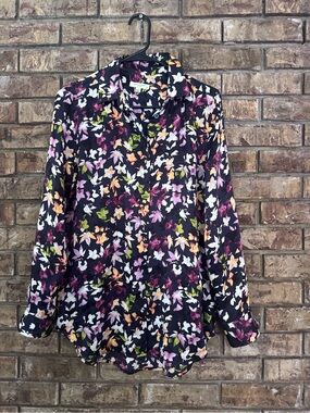 Equipment silk Black Floral Button-Up Blouse with Multicolor Flowers